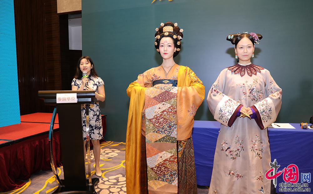 锦绣中华——2021中国非遗服饰秀亮相海南崖州[组图](图9)