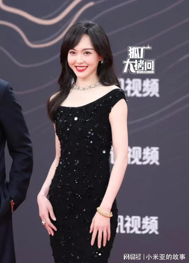 看了杨幂和刘亦菲的近照才知道结婚和不结婚的区别(图12)