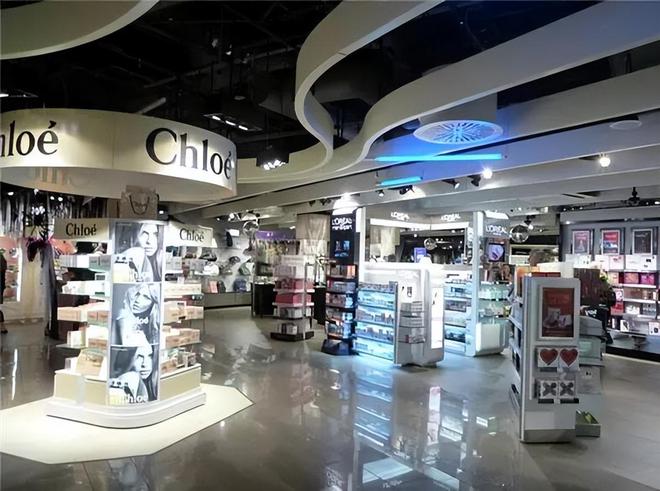 一网打尽全球机场免税店那些不可告人的潜规则看完火冒三丈！(图10)