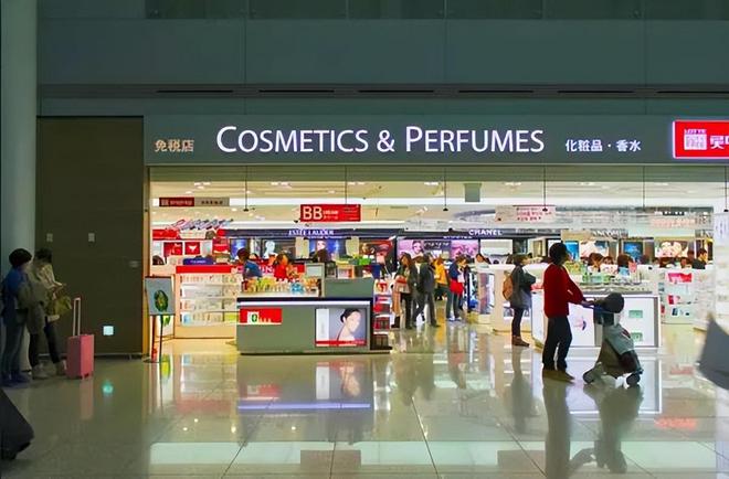一网打尽全球机场免税店那些不可告人的潜规则看完火冒三丈！(图5)